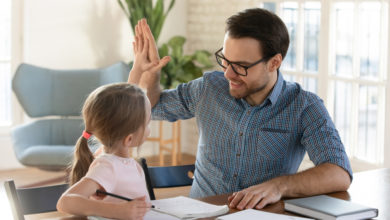 Photo of Hilfe bei den Hausaufgaben: Online-Angebote für Kinder und Eltern